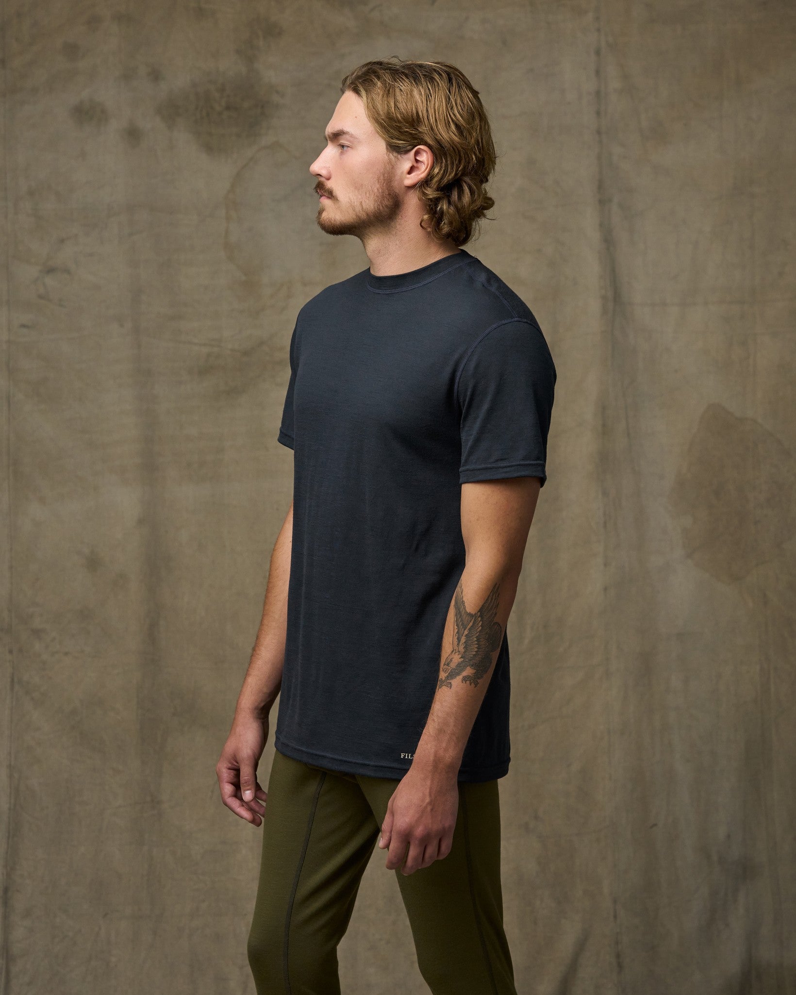 210g Merino Wool Short Sleeve Crewneck T-Shirt - Dark Navy - Image 3