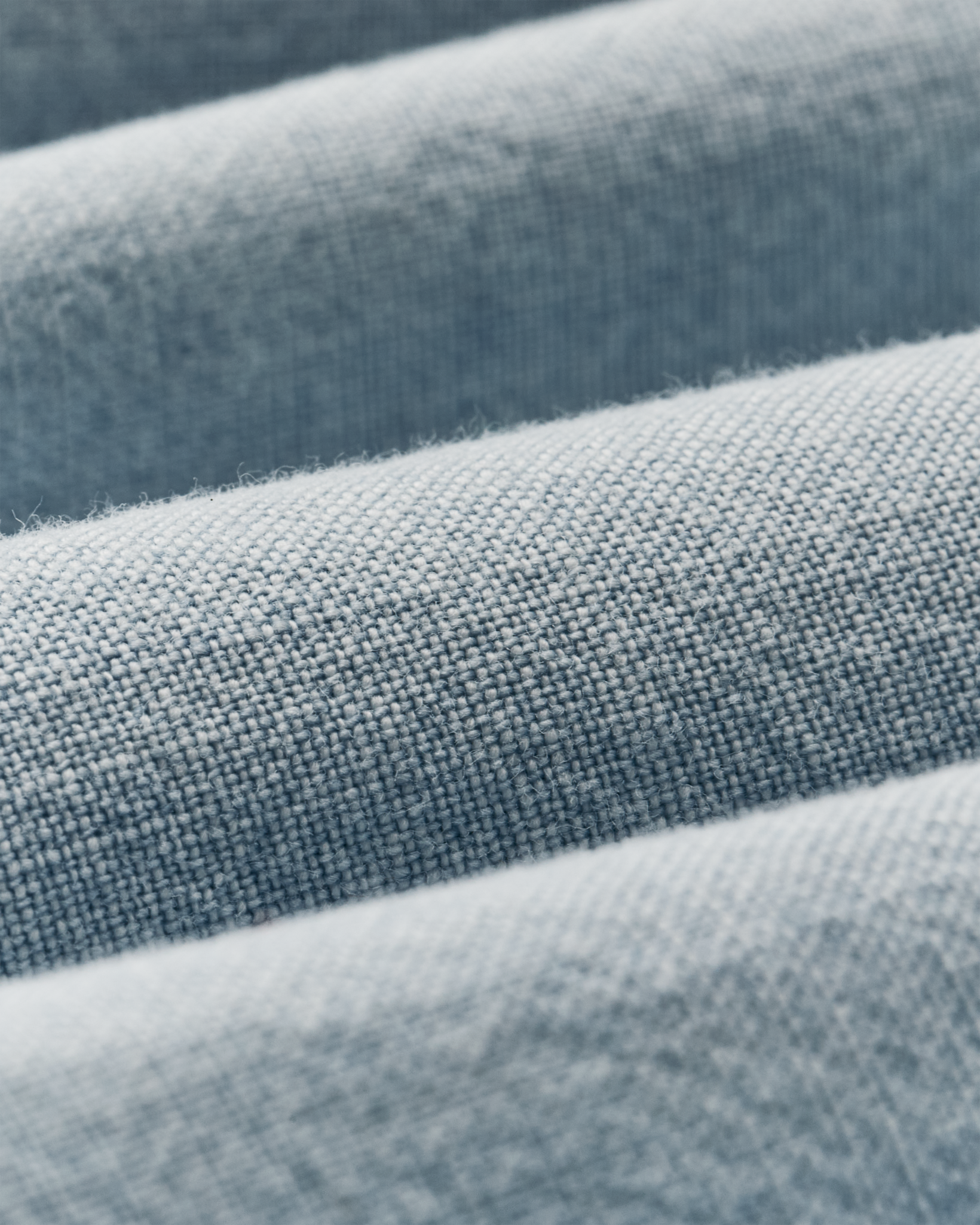 Women's Embroidered Western Shirt - Light Indigo Chambray / Stars - Image 4