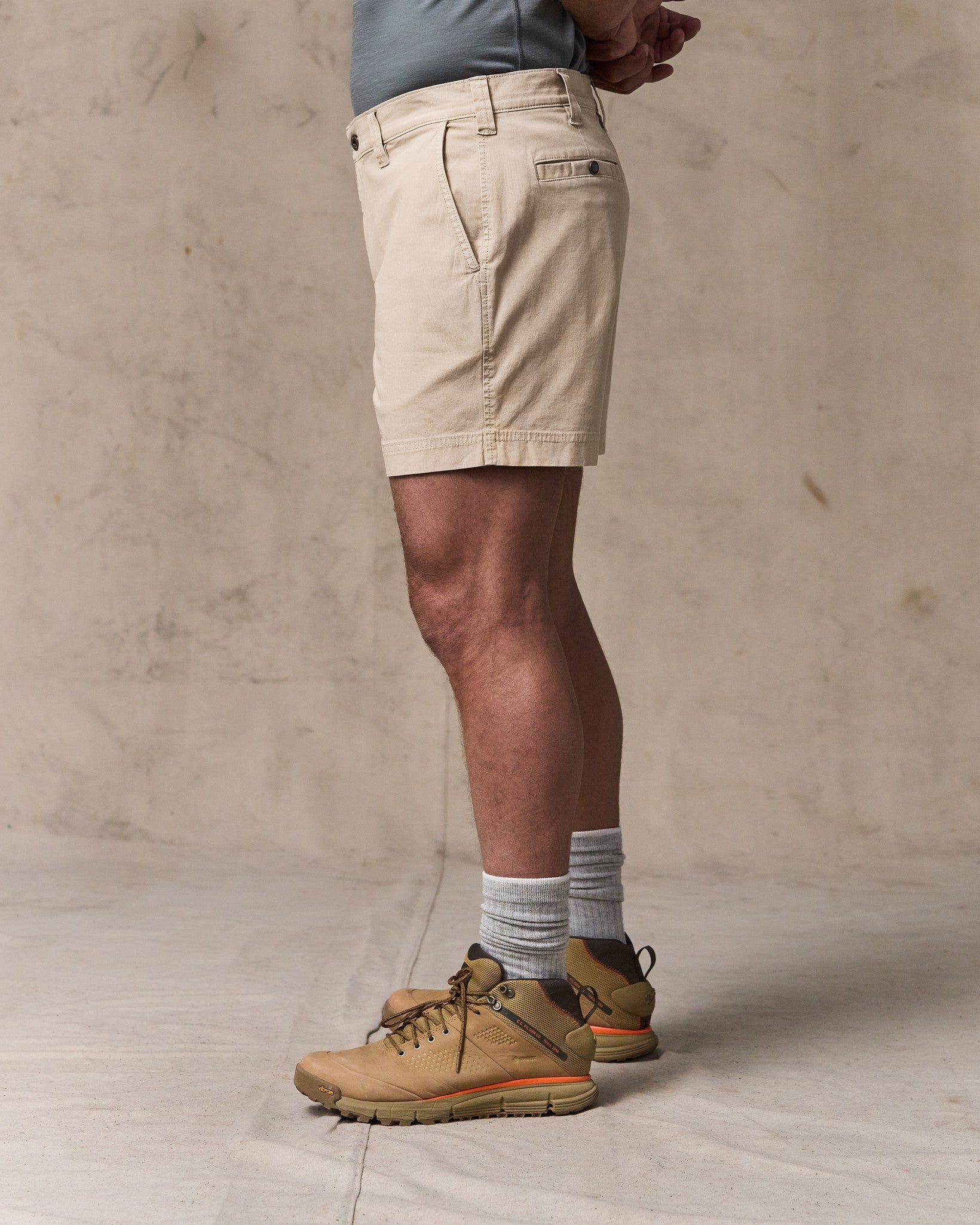 Granite Mountain 6" Shorts - Buck Tan - Image 3