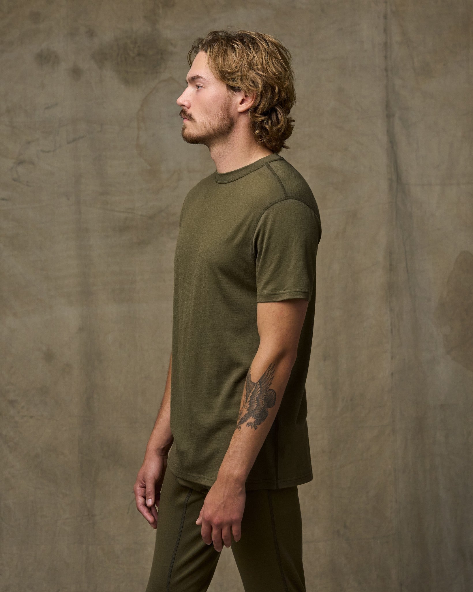 210g Merino Wool Short Sleeve Crewneck T-Shirt - Dark Olive - Image 4